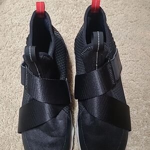 Sorel Kinetic High Top Sneaker size 8 Chunky Sole Slip On Hook Loop Closure